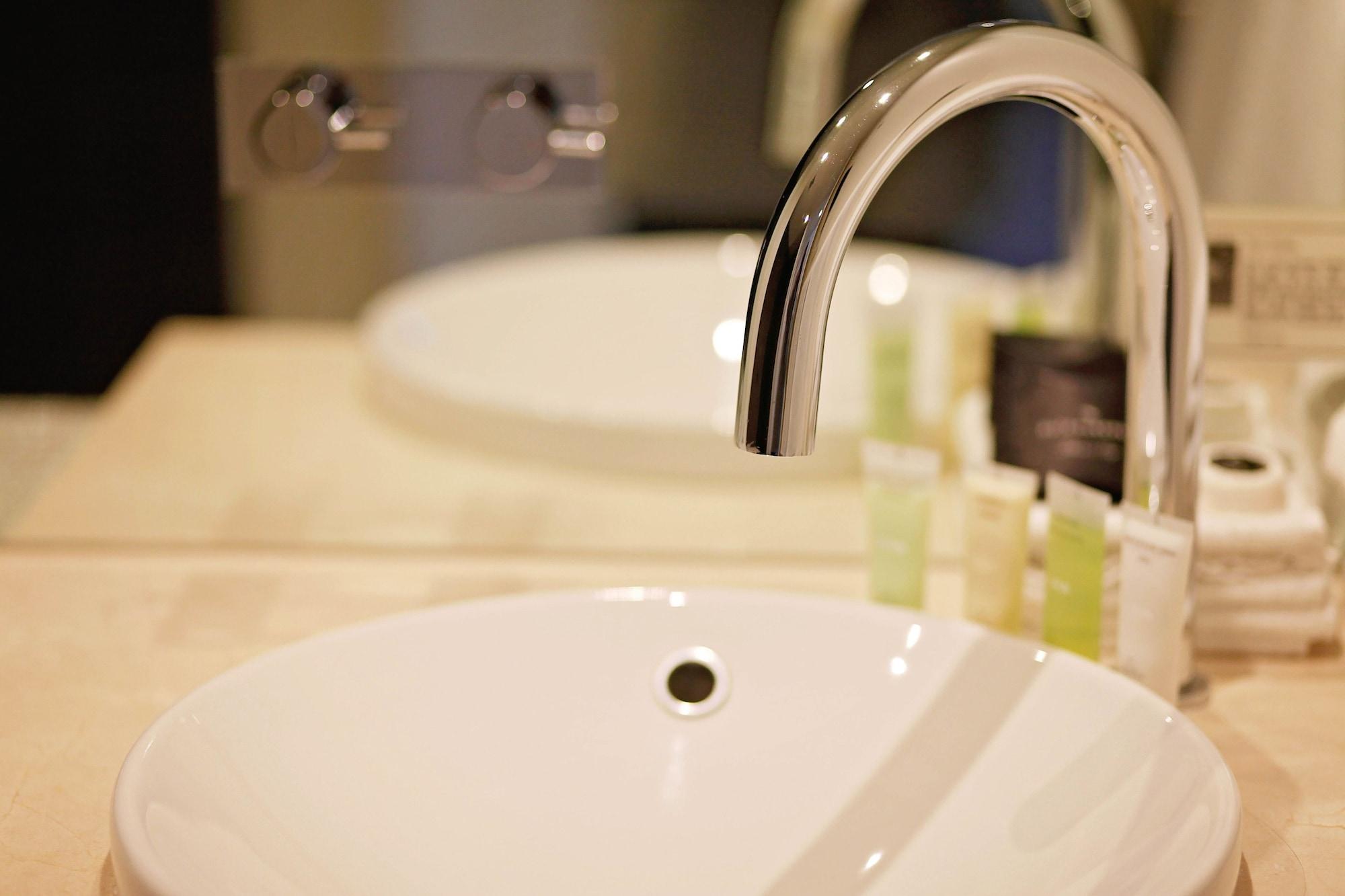 Golden Pebble Hotel Wantirna Ngoại thất bức ảnh