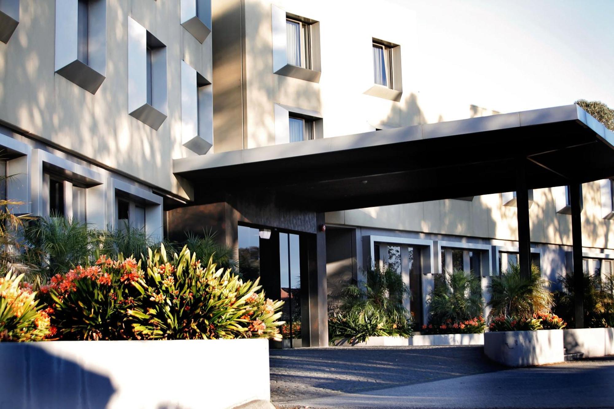 Golden Pebble Hotel Wantirna Ngoại thất bức ảnh