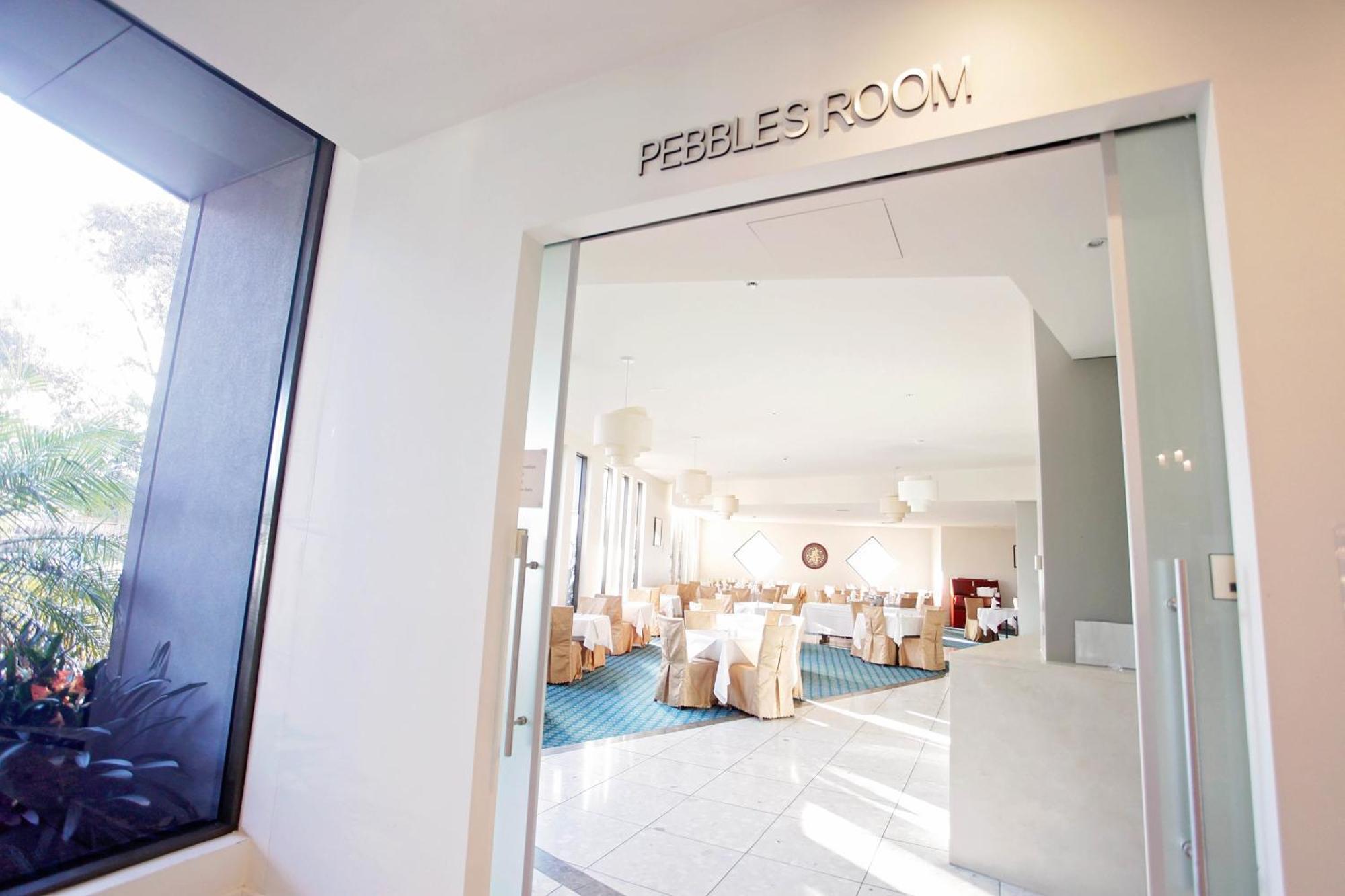 Golden Pebble Hotel Wantirna Ngoại thất bức ảnh