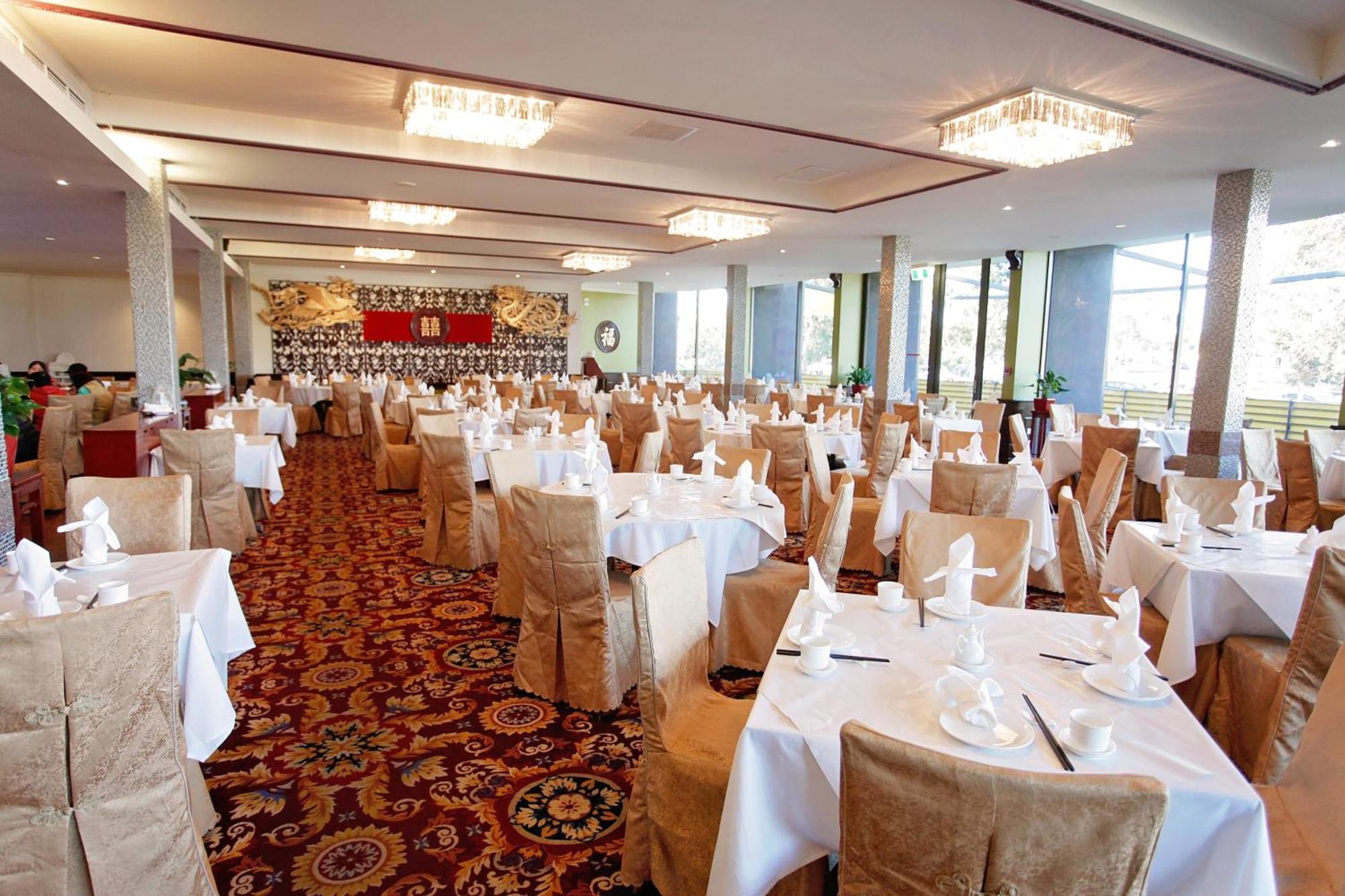 Golden Pebble Hotel Wantirna Ngoại thất bức ảnh