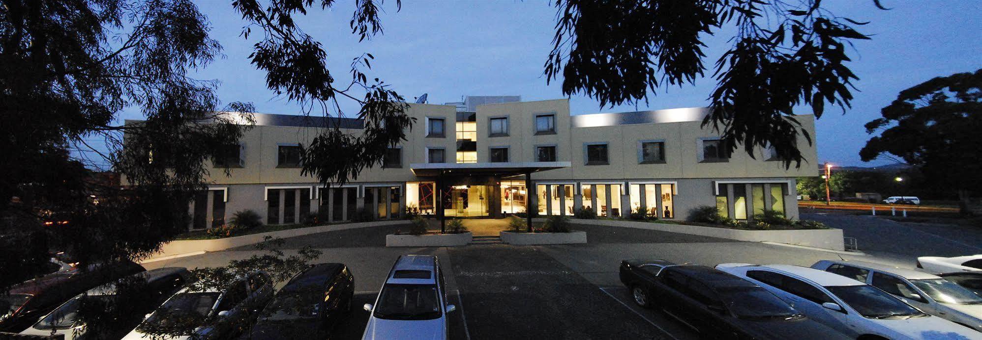 Golden Pebble Hotel Wantirna Ngoại thất bức ảnh